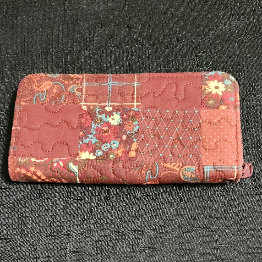 Donna Sharp quilted wallet